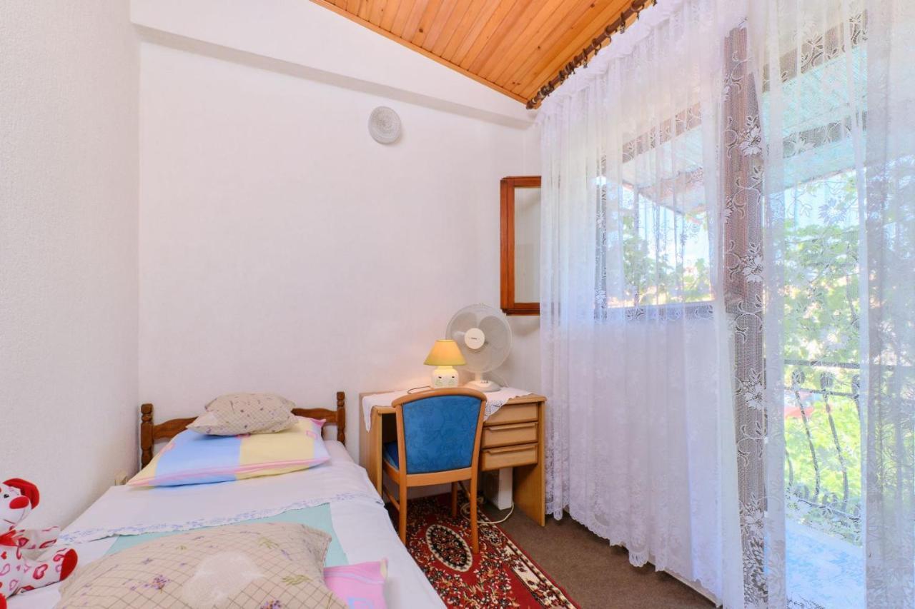 Apartman Ana Малий Лошинь Екстер'єр фото